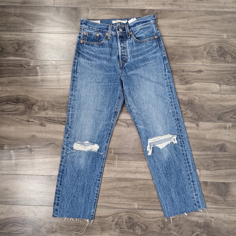 Levi’s Jeans Wedgie Straight Distressed Women’s 24